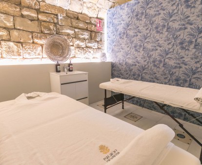 Foto de la sala de tratamientos y masajes del spa.