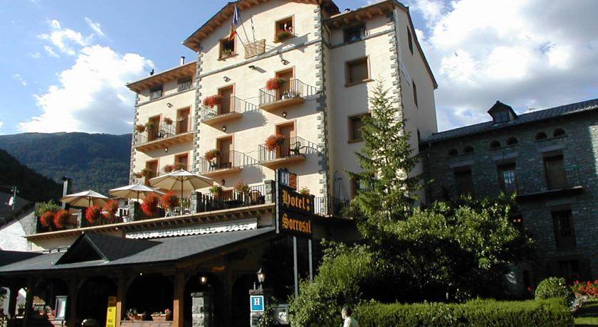 Hotel Sorrosal para adultos en Huesca