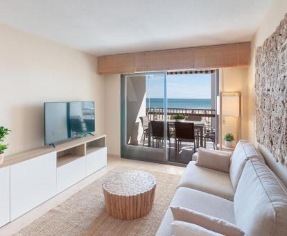 Foto de las instalaciones de este apartamento con vistas al mar.