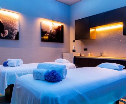 Foto de una de las salas de masajes y tratamientos del spa.