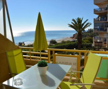 Foto de las instalaciones de este apartamento con vistas al mar.