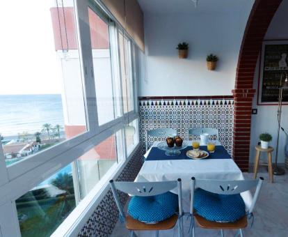 Foto de las vistas al mar desde el interior de este apartamento.