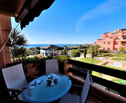 Foto de las instalaciones de este apartamento con vistas al mar.