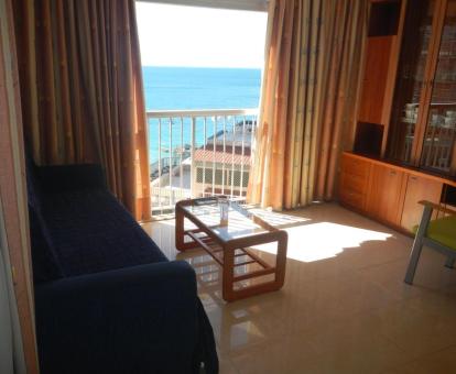 Foto de las instalaciones de este apartamento con vistas al mar.