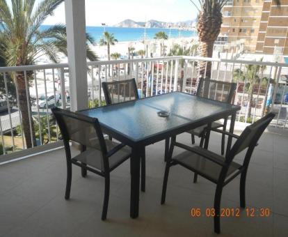 Foto de las instalaciones de este apartamento con vistas al mar.