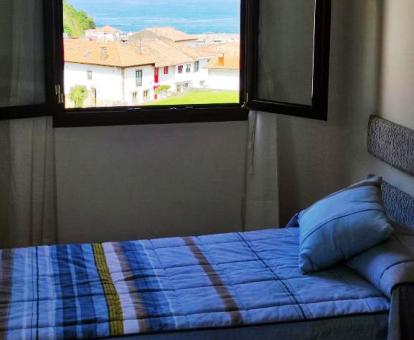 Foto de las vistas al mar desde la ventana de una de las habitaciones.