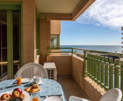 Foto de las instalaciones de este apartamento con vistas al mar.