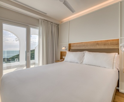 Foto de las instalaciones de este hotel con vistas al mar.