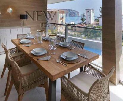 Foto de las instalaciones de este hotel con vistas al mar.