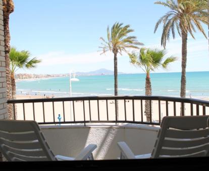 Foto de las instalaciones de este apartamento con vistas al mar.