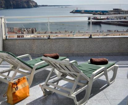 Foto de las vistas al mar desde la terraza de uno de los apartamentos.