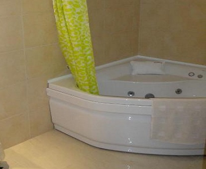 Foto de la bañera de hidromasaje en la Suite Residencial Valldemosa