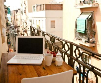 Foto de las instalaciones de este apartamento con vistas al mar.