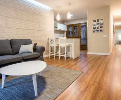 Foto del interior de una de las casas de tres dormitorios de este establecimiento.