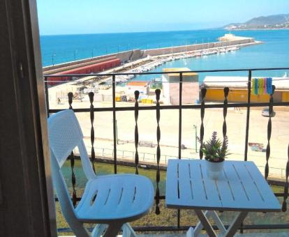 Foto de las instalaciones de este apartamento con vistas al mar.