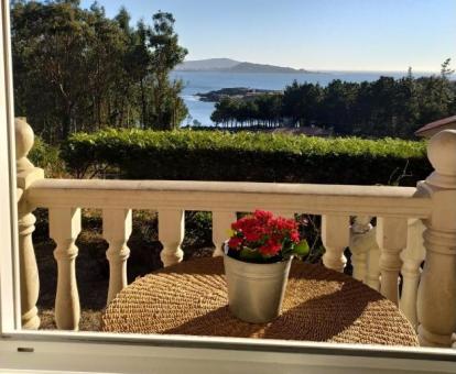 Foto de las vistas al mar y a la naturaleza desde la casa.