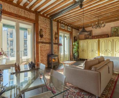 Foto del interior de este precioso estudio en el centro de Madrid.