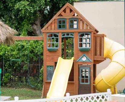 Foto de este hotel con servicio de guardería para niños.