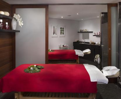 Foto de la sala de tratamientos del centro de bienestar del hotel.