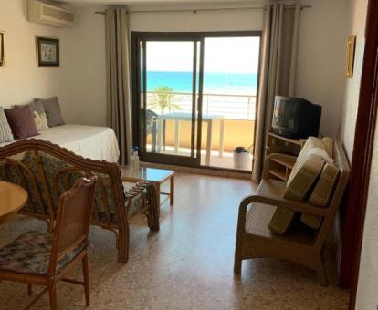 Foto de las instalaciones de este apartamento con vistas al mar.