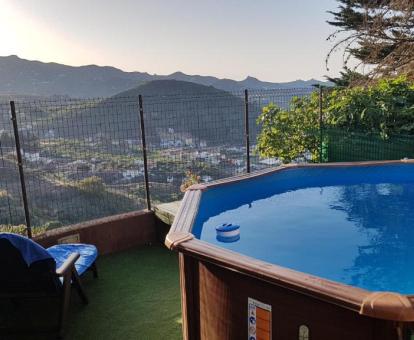 Foto de la acogedora piscina privada con preciosas vistas de la casa.