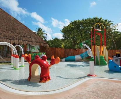 Foto de este hotel con servicio de guardería para niños.