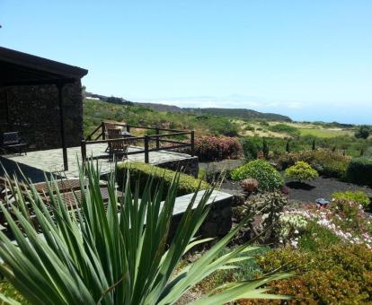 Foto de las preciosas vistas desde esta casa rural con terraza.