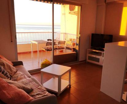 Foto de las instalaciones de este apartamento con vistas al mar.