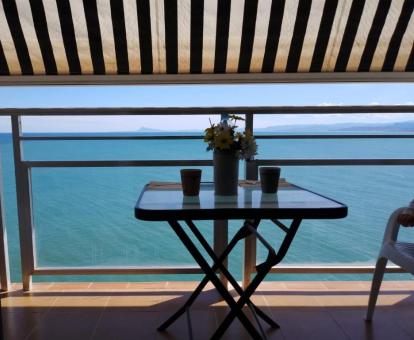 Foto de las instalaciones de este apartamento con vistas al mar.