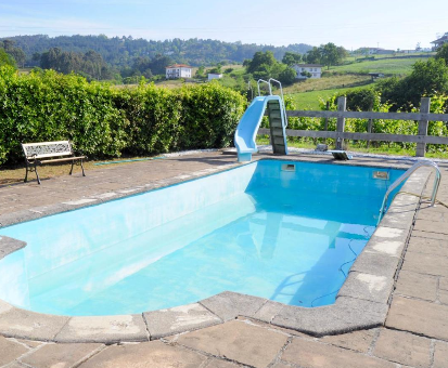 Piscina exterior con hermosa vista hacia el campo Caserio Kamirune Laukiz