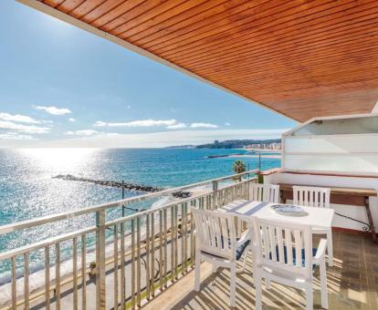 Foto de las instalaciones de este apartamento con vistas al mar.