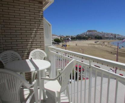 Foto de las instalaciones de este apartamento con vistas al mar.