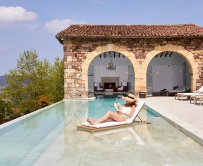 Foto de la piscina al aire libre disponible todo el año de este hotel boutique.