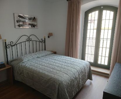 Una de las coquetas habitaciones dobles de este hotel solo para adultos.