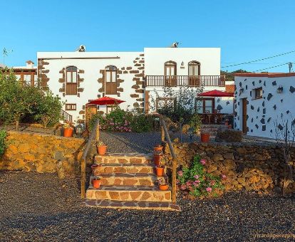 Acogedoras casas de este complejo rural ideal para desconectar del bullicio.