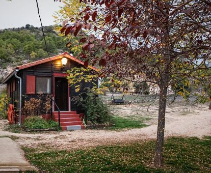 Coqueta casita rural independiente, en un tranquilo entorno rural para disfrutar en pareja.