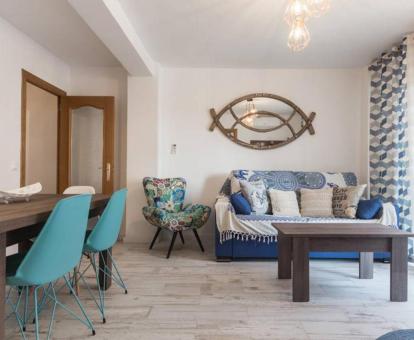 Foto de las instalaciones de este apartamento con vistas al mar.