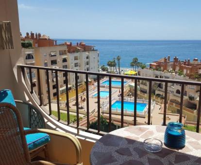 Foto de las instalaciones de este apartamento con vistas al mar.