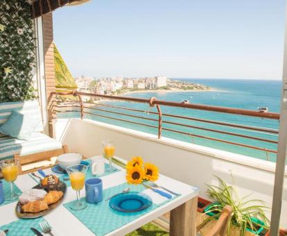Foto de las instalaciones de este apartamento con vistas al mar.