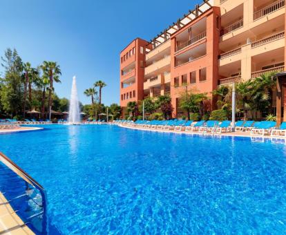 Foto de la piscina al aire libre disponible todo el año.