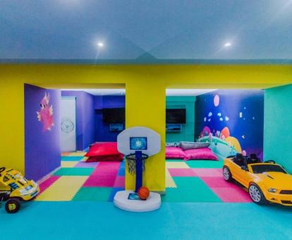 Foto de este hotel con servicio de guardería para niños.
