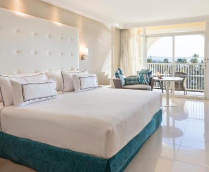 Foto de la Habitación Melia The Level con vistas al mar.