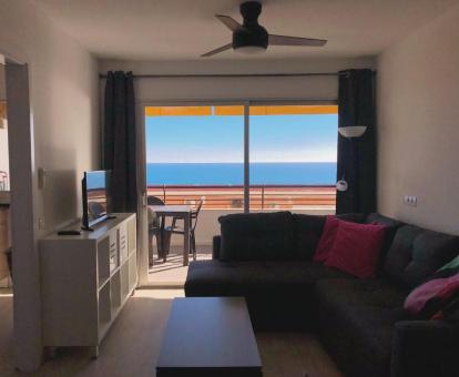 Foto de las instalaciones de este apartamento con vistas al mar.