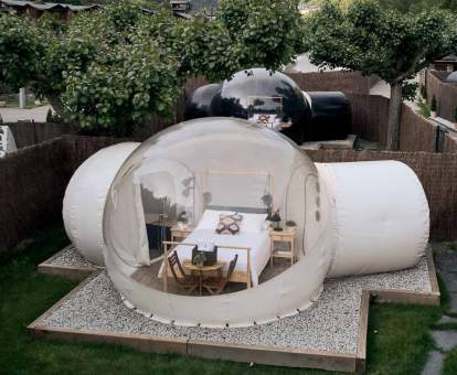Habitaciones burbuja con parcela privada de este camping.