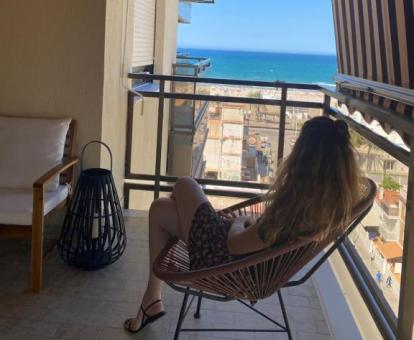 Foto de las instalaciones de este apartamento con vistas al mar.