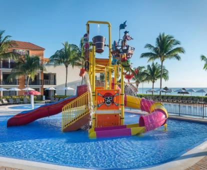 Foto de este hotel con servicio de guardería para niños.