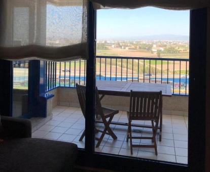 Foto de las instalaciones de este apartamento con vistas al mar.