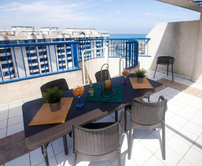 Foto de las instalaciones de este apartamento con vistas al mar.