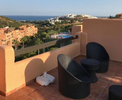 Foto de las instalaciones de este apartamento con vistas al mar.