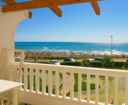 Foto de las instalaciones de este apartamento con vistas al mar.